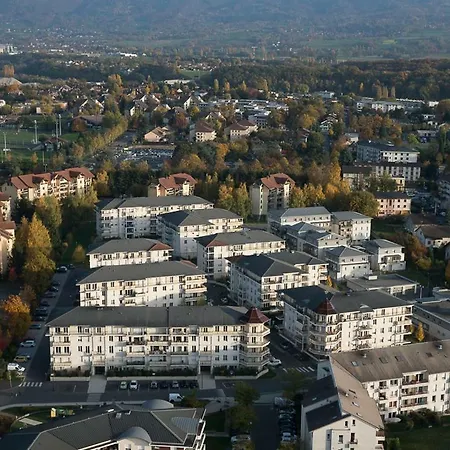 Beautiful Near Geneva Daire Saint-Julien-en-Genevois